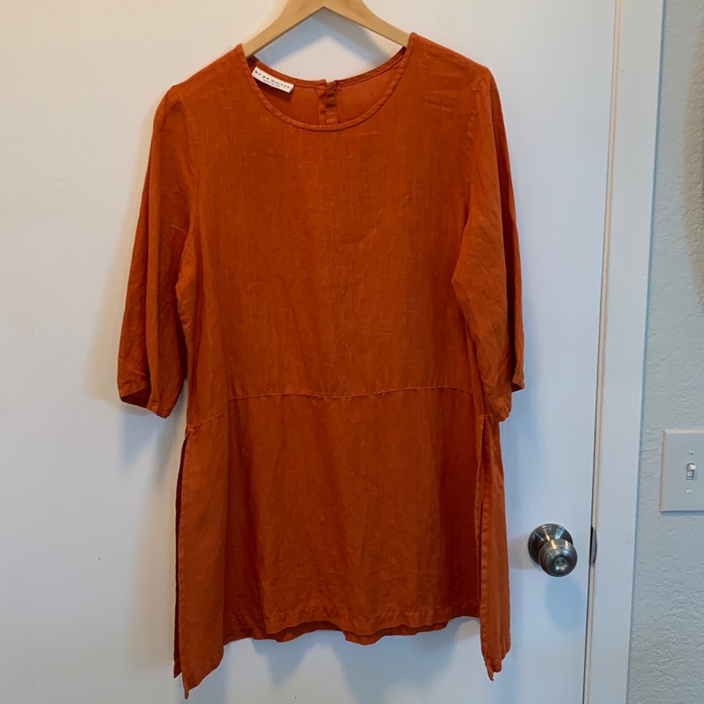 Adorable orange linen 3/4 sleeve tunic
